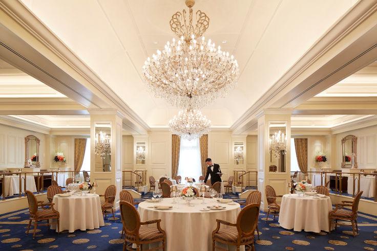 Gaddi’s classical interior décor and live bands completes the French charm of the restaurant since opening in 1953 (Photo: Gaddi’s)